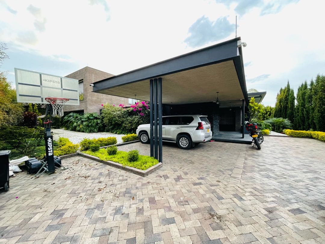 Se vende casa campestre de Lujo en Llanogrande
